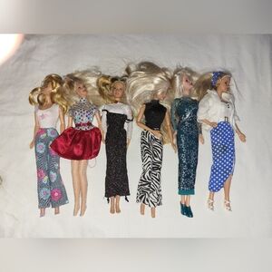 16 Barbie Dolls Set